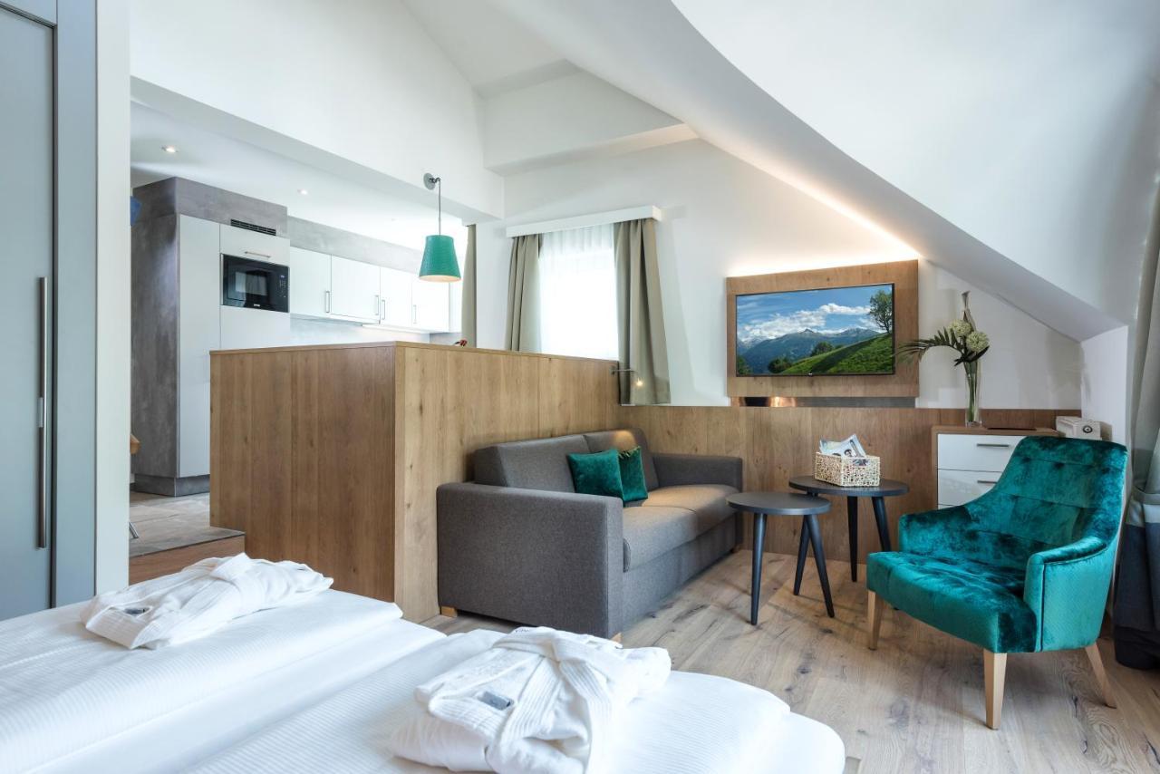 Aktiv- & Gesundheitsresort Das Gxund - Thermeneintritt Inklusive Бад Хофгаштайн Экстерьер фото