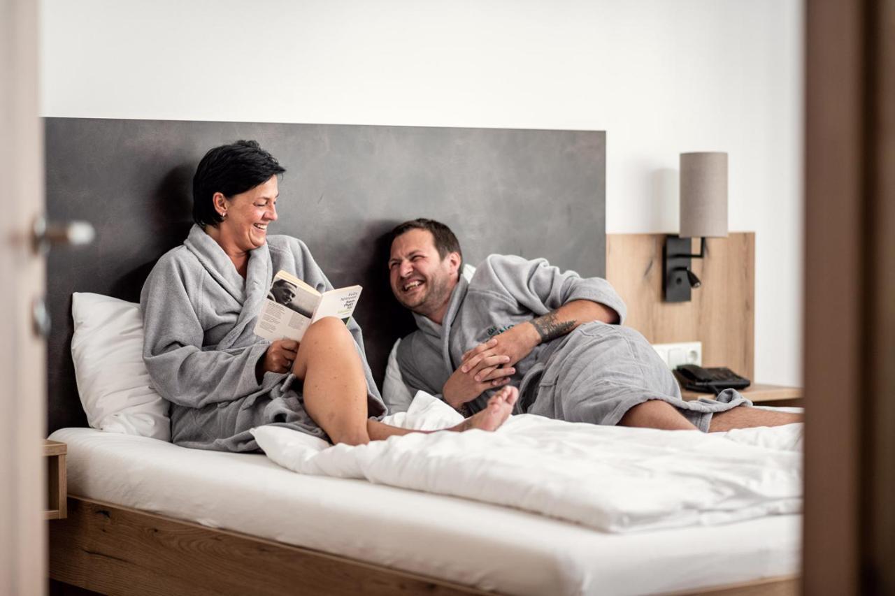 Aktiv- & Gesundheitsresort Das Gxund - Thermeneintritt Inklusive Бад Хофгаштайн Экстерьер фото
