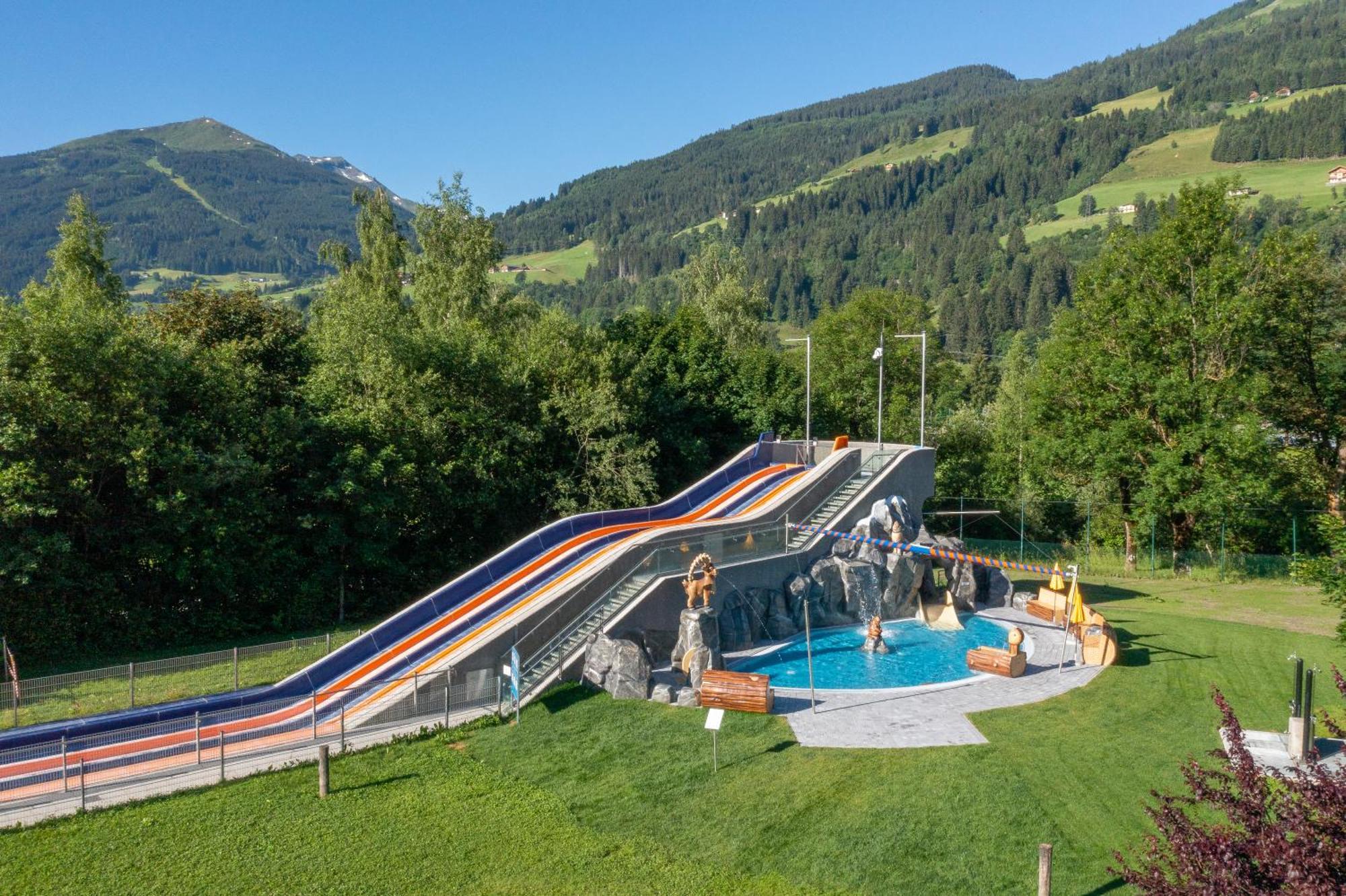 Aktiv- & Gesundheitsresort Das Gxund - Thermeneintritt Inklusive Бад Хофгаштайн Экстерьер фото